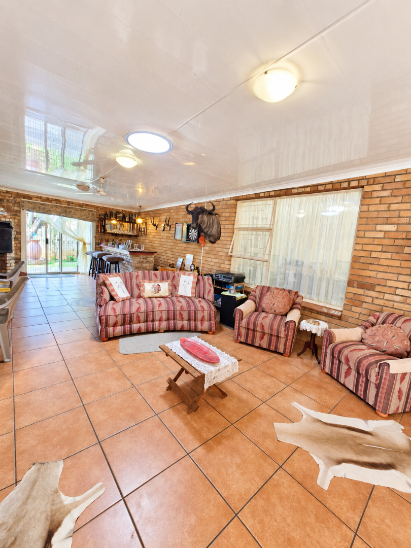 4 Bedroom Property for Sale in Wilkoppies North West